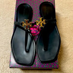 Tory Burch Roxanne Jelly (Black)